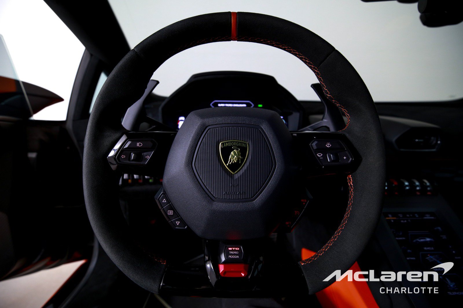 Used 2022 Lamborghini Huracan STO RWD image 14