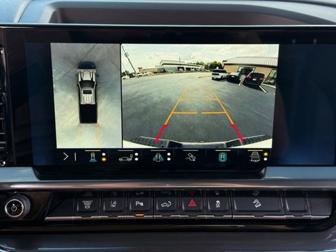 Used 2024 Chevrolet Silverado 2500 High Country w/ High Country Premium Package image 14