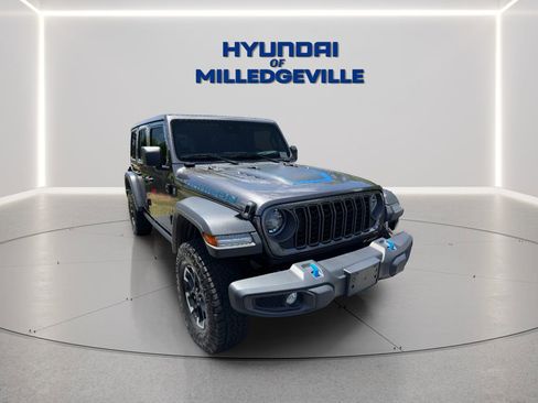 Used 2024 Jeep Wrangler Unlimited Rubicon 4xe AWD/4WD image 8