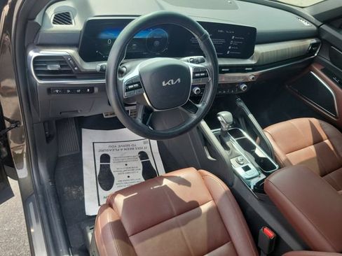Used 2025 Kia Telluride SX FWD image 17