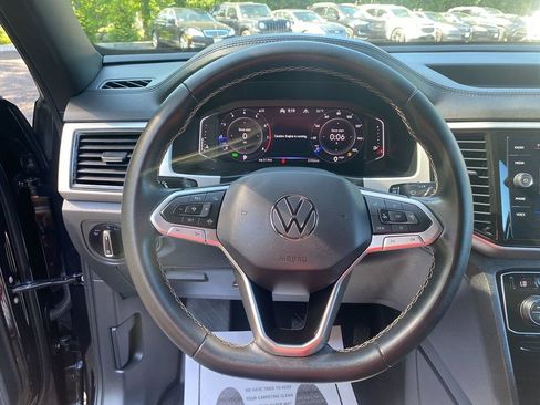 Used 2022 Volkswagen Atlas Cross Sport SE image 15
