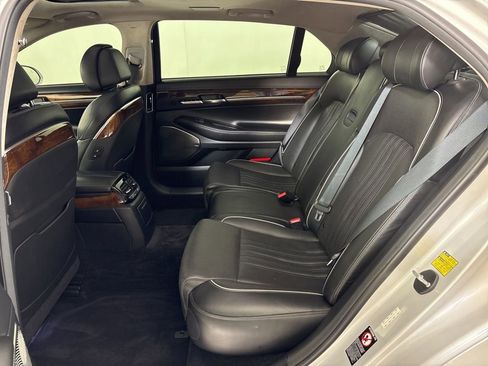 Used 2017 Genesis G90 5.0 Ultimate image 19