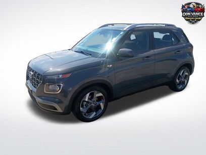 Used 2025 Hyundai Venue SEL