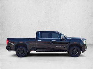 Used 2021 GMC Sierra 2500 Denali w/ Denali Black Diamond Edition AWD/4WD video 4