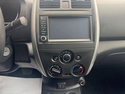 Used 2019 Nissan Versa SV FWD image 12