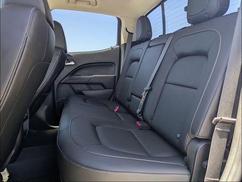 Used 2019 Chevrolet Colorado ZR2 AWD/4WD image 14
