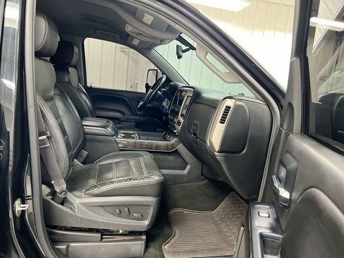 Used 2014 GMC Sierra 1500 Denali w/ Suspension Package, Off-Road AWD/4WD image 21
