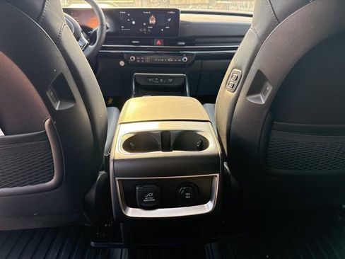New 2026 Kia Carnival SX Prestige FWD image 26