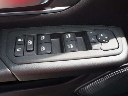 Certified 2025 RAM 1500 Lone Star image 26