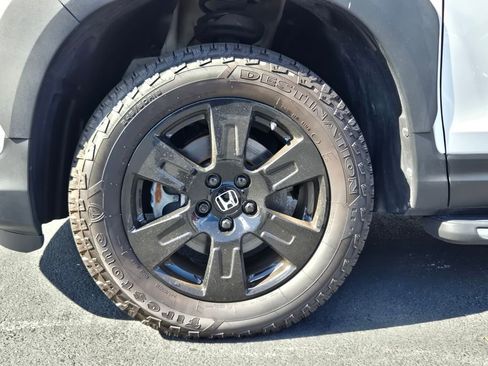 Used 2022 Honda Pilot TrailSport image 10