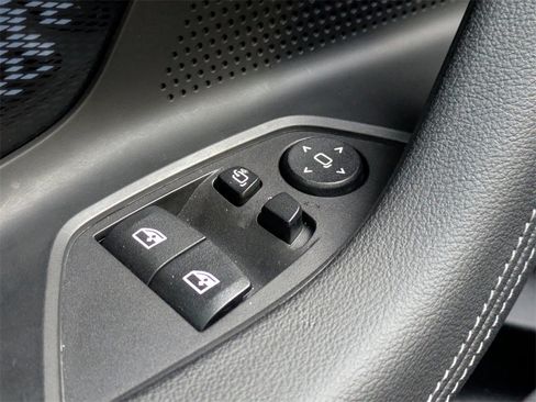 Used 2023 BMW M2 w/ Lighting Package image 23