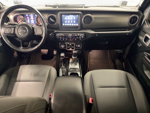 Used 2018 Jeep Wrangler Unlimited Sport S AWD/4WD image 17