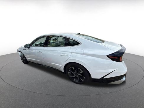 Used 2025 Hyundai Sonata SEL image 6