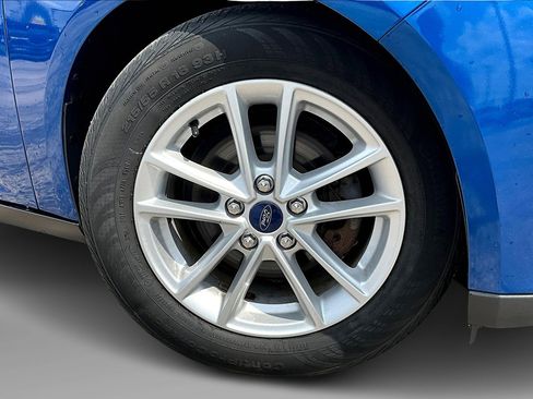 Used 2018 Ford Focus SE image 9