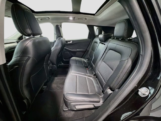 Used 2021 Ford Escape SEL w/ Technology Package FWD image 20