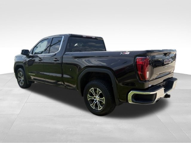 Used 2019 GMC Sierra 1500 SLE w/ SLE Value Package AWD/4WD image 2