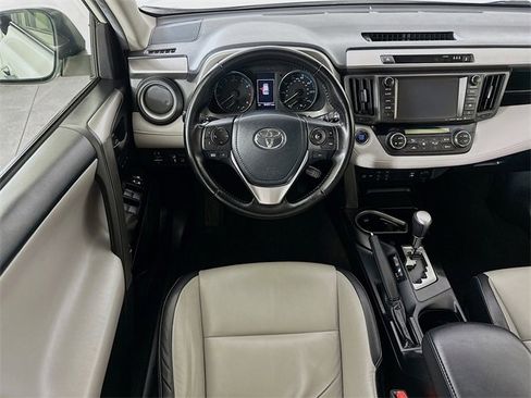 Used 2017 Toyota RAV4 Limited image 3