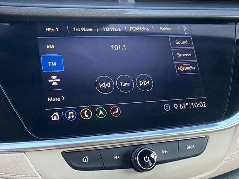 Used 2020 Buick Encore GX Essence w/ Experience Buick Package image 9