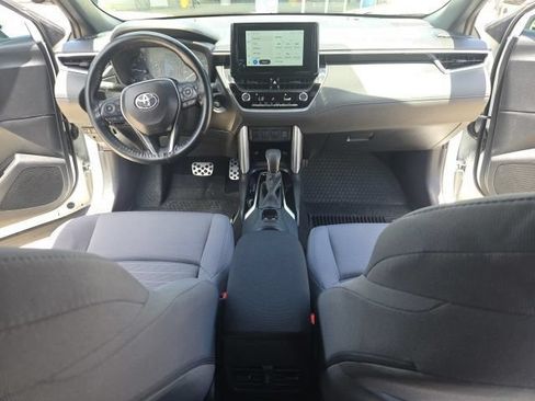 Used 2024 Toyota Corolla Cross AWD Hybrid image 11
