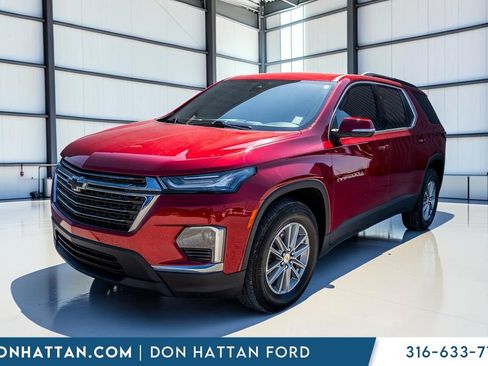 Used 2023 Chevrolet Traverse LT FWD image 26