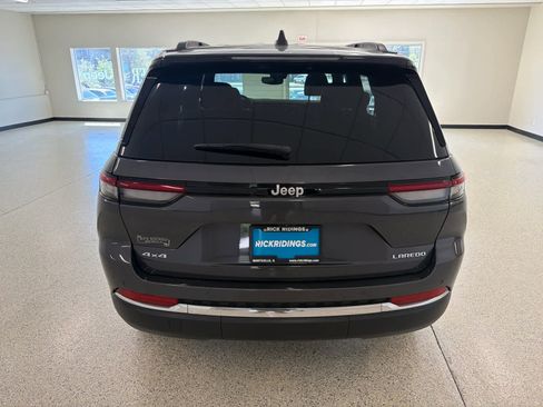 Used 2024 Jeep Grand Cherokee Laredo X w/ Luxury Tech Group I AWD/4WD image 6