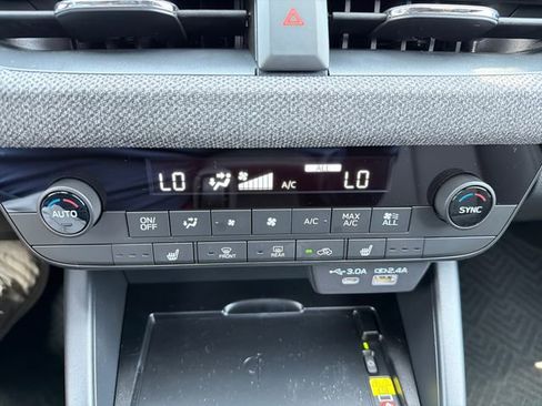 New 2026 Subaru Outback Limited AWD/4WD image 14