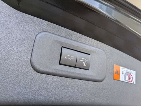 Used 2024 Lexus NX 250 FWD image 9