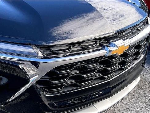 Certified 2024 Chevrolet Trax LT w/ Driver Confidence Package image 29