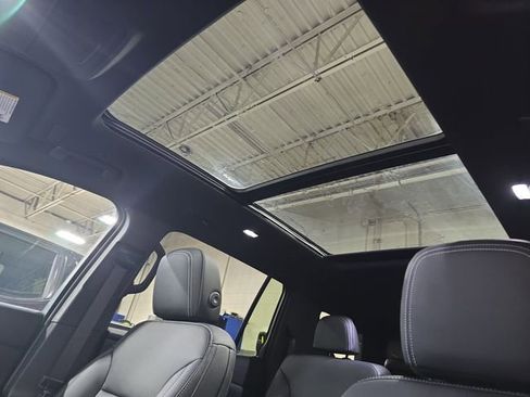 New 2026 Chevrolet Traverse LT w/ Sun and Wheel Package image 34