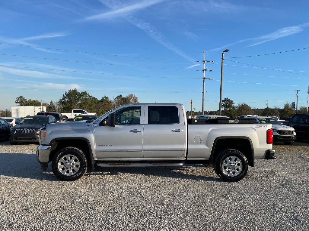 Used 2015 GMC Sierra 2500 SLT w/ Suspension Package, Off-Road AWD/4WD image 10