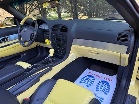 Used 2002 Ford Thunderbird image 63