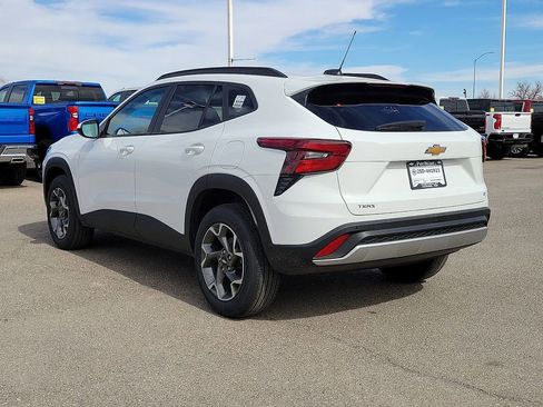 New 2026 Chevrolet Trax LT w/ Driver Confidence Package image 7