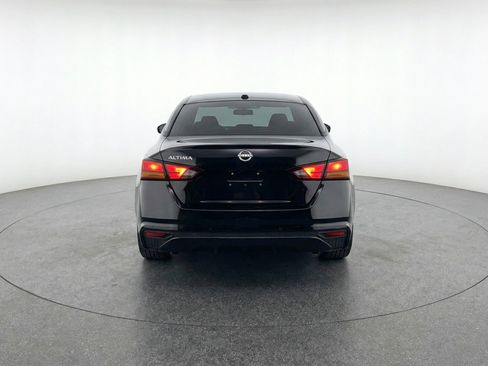 Used 2025 Nissan Altima 2.5 SV FWD image 7