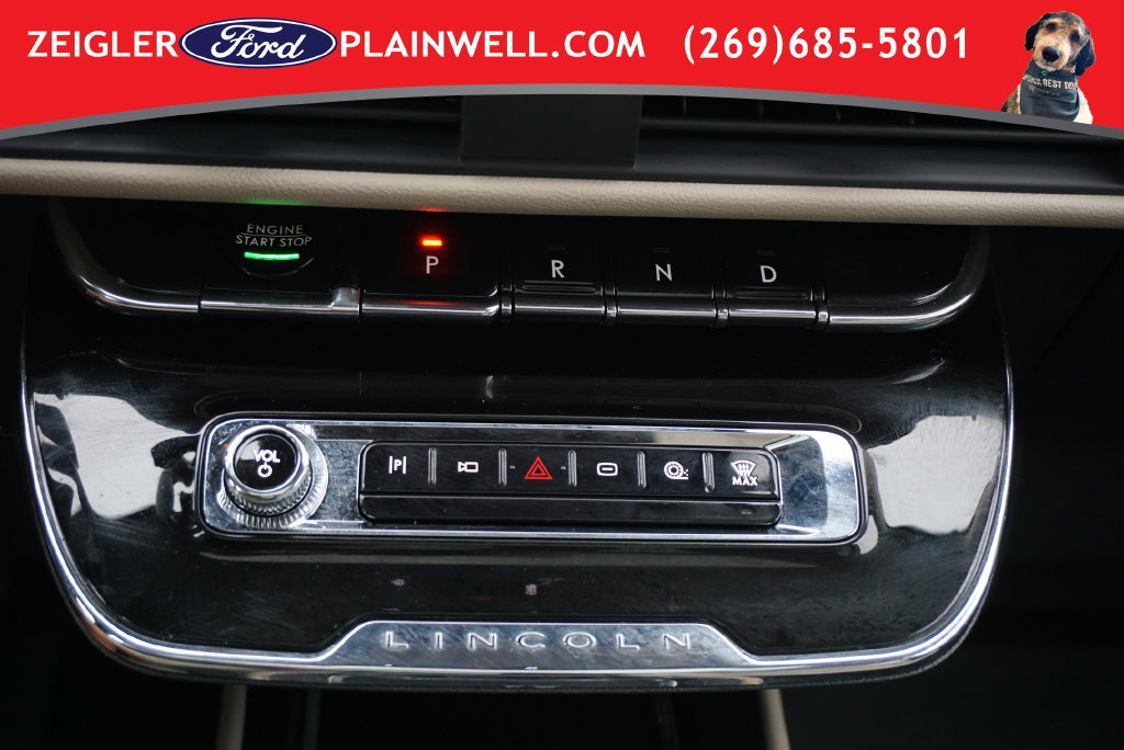 Used 2025 Lincoln Corsair Grand Touring AWD/4WD image 27
