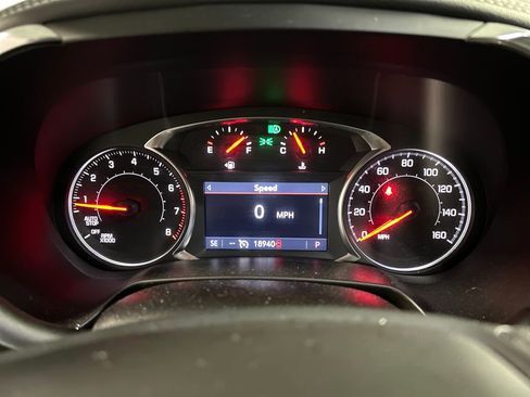 Used 2025 Chevrolet Blazer LT FWD image 16