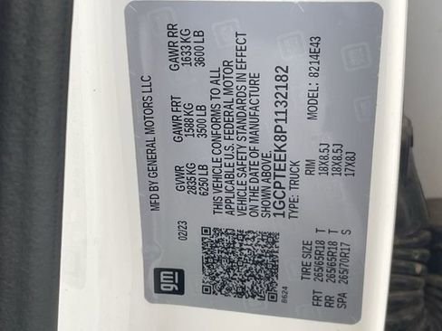 Used 2023 Chevrolet Colorado Trail Boss w/ LPO, Skid Plate Package AWD/4WD image 32