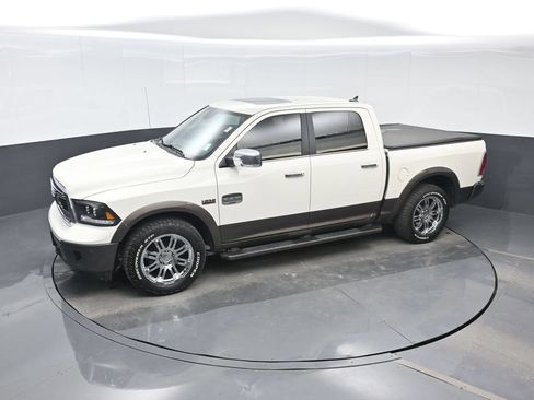 Used 2018 RAM 1500 Laramie Longhorn RWD image 17