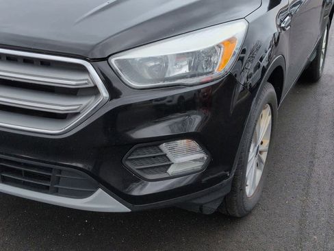 Used 2017 Ford Escape SE image 10