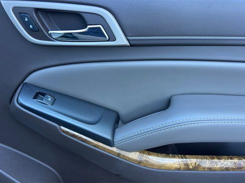 Used 2016 GMC Yukon Denali w/ Open Road Package image 23