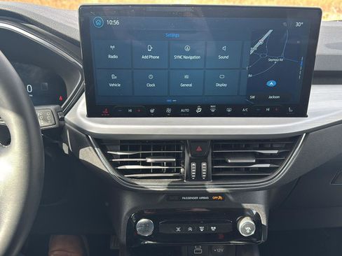 Used 2025 Ford Escape Platinum image 15