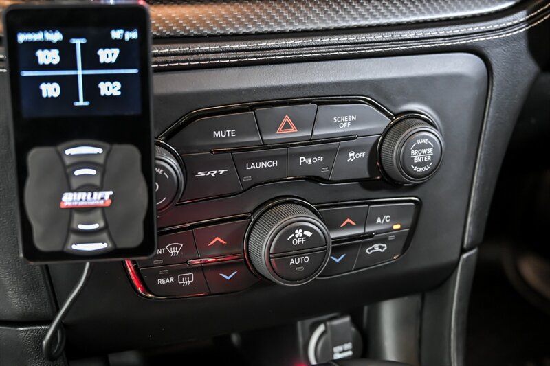 Used 2022 Dodge Charger SRT Hellcat w/ Carbon/Suede Interior Package RWD image 29