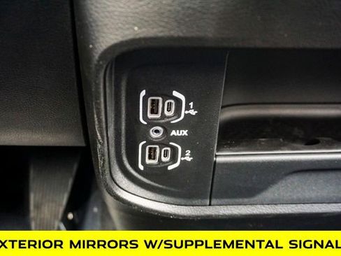 New 2024 RAM 2500 Tradesman w/ Chrome Appearance Group image 16