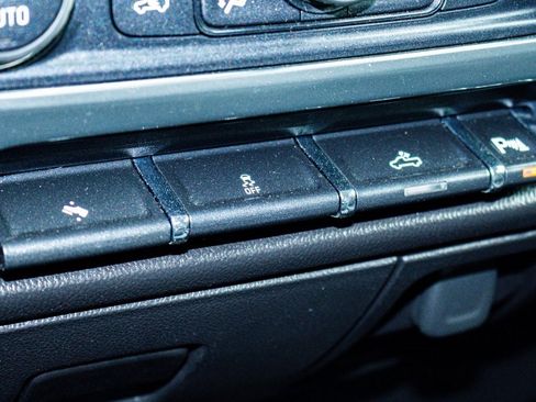 Used 2014 Chevrolet Silverado 1500 LT w/ LT Convenience Package image 15