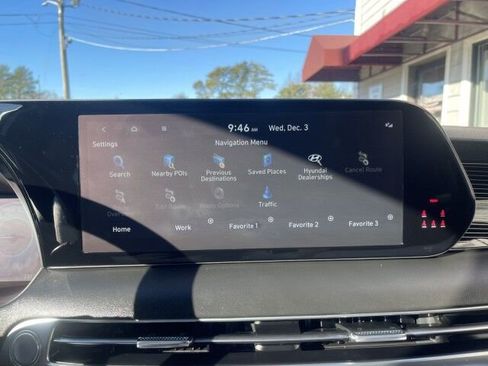 Used 2024 Hyundai Palisade Calligraphy image 35