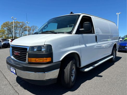 Certified 2024 GMC Savana 2500 w/ Driver Convenience Package RWD image 6