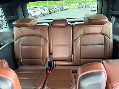 Used 2025 Lincoln Navigator Reserve AWD/4WD image 15