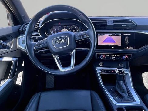 Used 2023 Audi Q3 2.0T Premium w/ Convenience Package AWD/4WD image 5