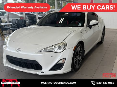 Used 2014 Scion FR-S image 10