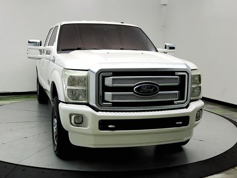 Used 2015 Ford F250 Platinum w/ FX4 Off-Road Package AWD/4WD image 2