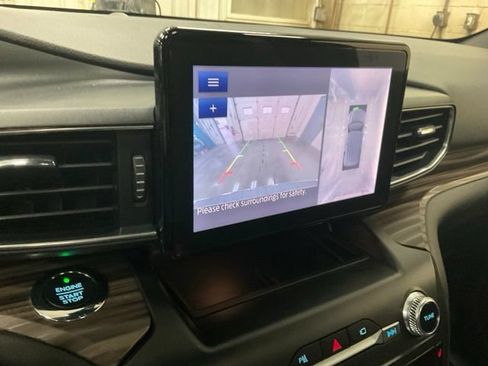 Used 2020 Ford Explorer Limited AWD/4WD image 11